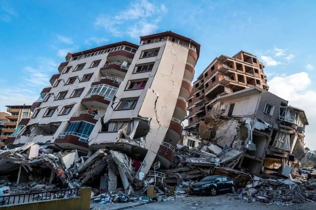 زلزله-در-تهران؛-فاجعه-ای-انسانی،-اقتصادی-و-زیست-محیطی